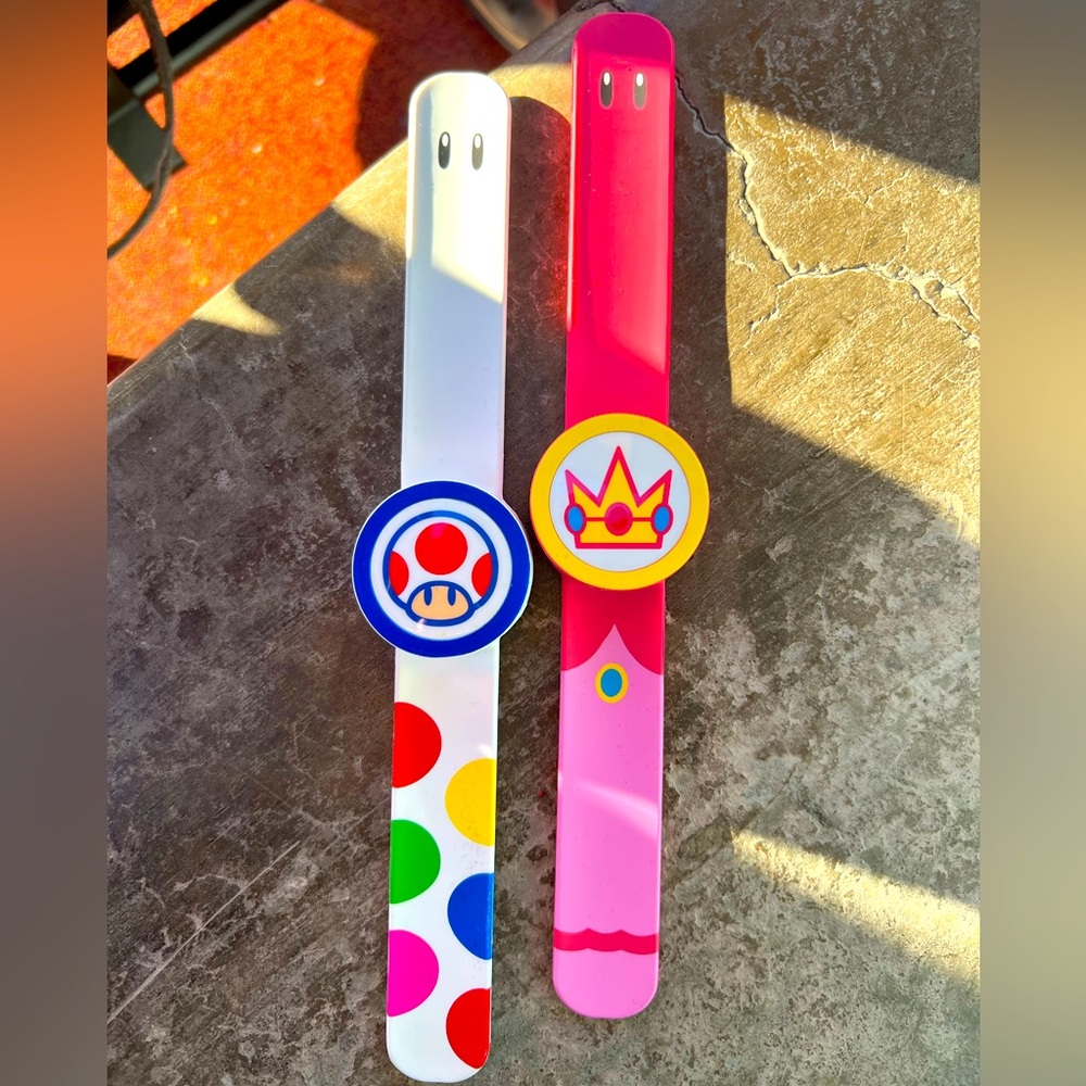 Universal Studio Mario World power up band / Princess peach & Toad bands